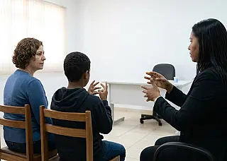 TJ garante intérprete de Libras a adolescente durante depoimento especial em Chapadão
