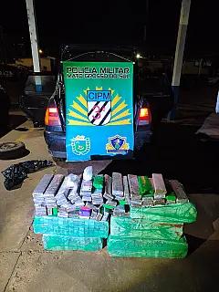 Dupla é presa com 175kg de droga após fuga entre Coronel Sapucaia e Amambai