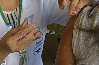 Vacinação contra meningite é ampliada temporariamente em MS