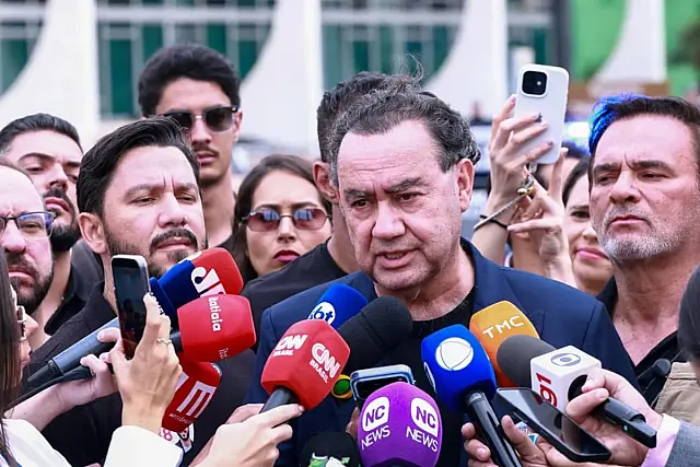 Augusto Cury decide apoiar Flávio Bolsonaro no segundo turno