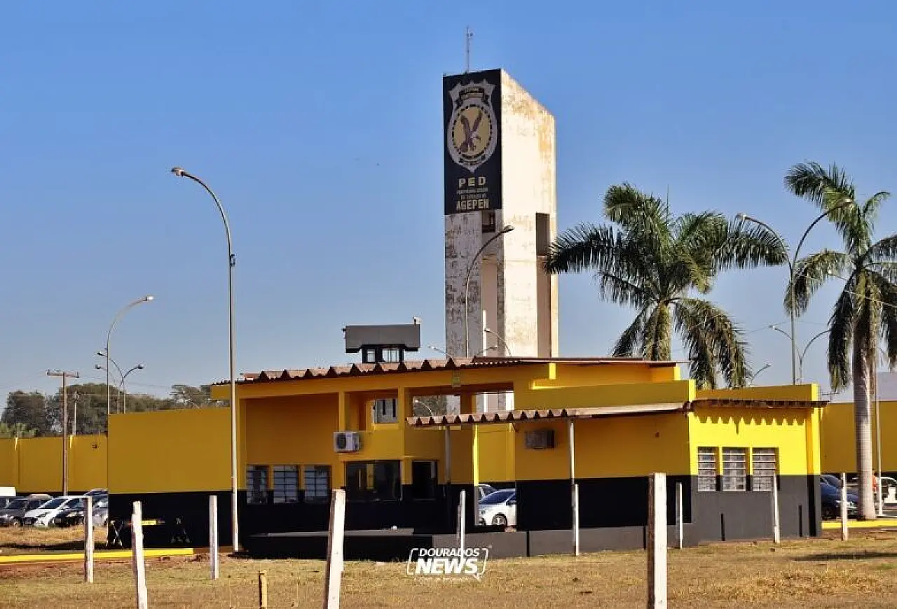 Detento é encontrado morto em penitenciária de Dourados e polícia investiga homicídio