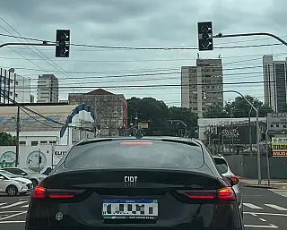 Semáforos ficam desligados durante horário de almoço no Centro de Campo Grande